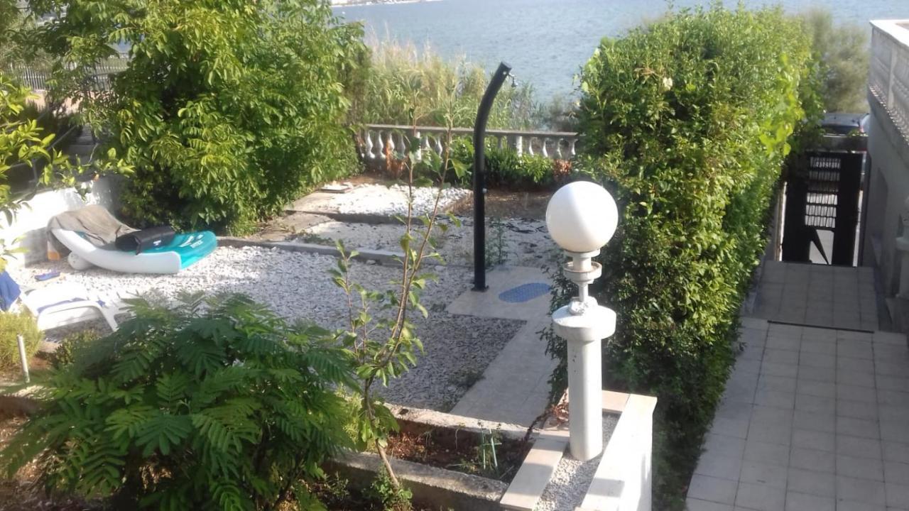 Villa Fjaba - By The Sea - With The Big Terraces & Great Sea View Trogir Exterior foto