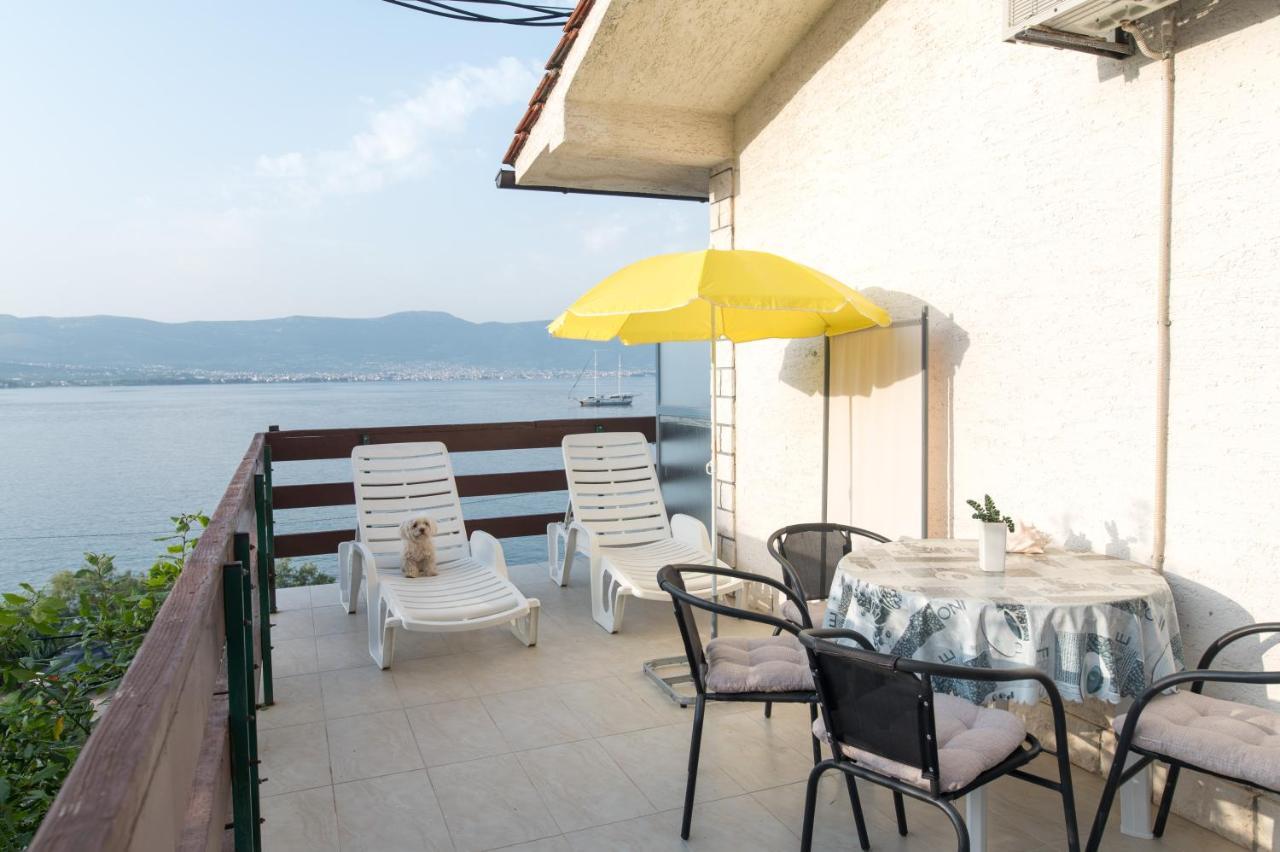 Villa Fjaba - By The Sea - With The Big Terraces & Great Sea View Trogir Exterior foto
