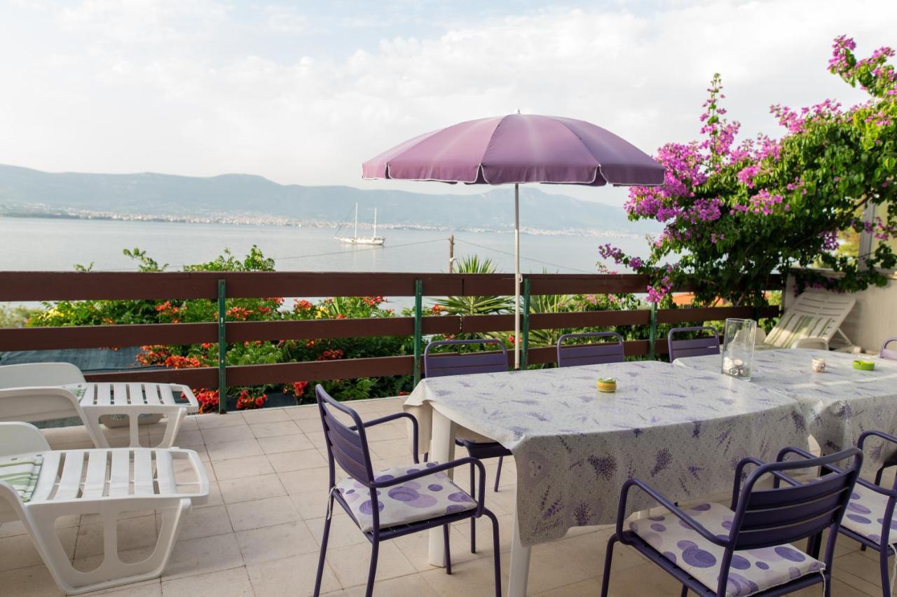 Villa Fjaba - By The Sea - With The Big Terraces & Great Sea View Trogir Exterior foto