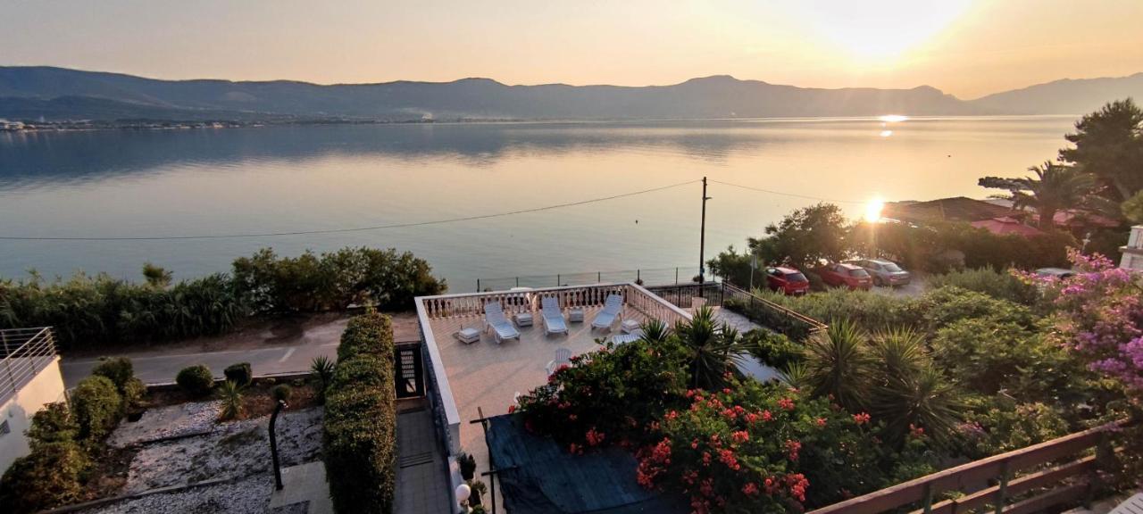 Villa Fjaba - By The Sea - With The Big Terraces & Great Sea View Trogir Exterior foto